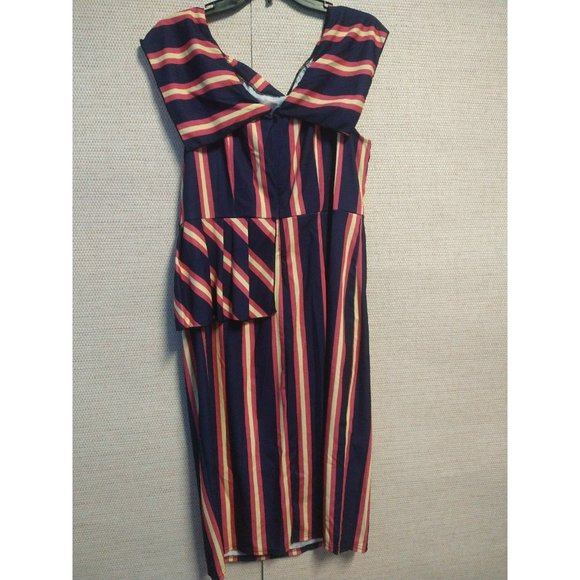 Navy/pink striped Dress with boat neck, size 2X, stretches, comfy and elegant - Picture 5 of 7